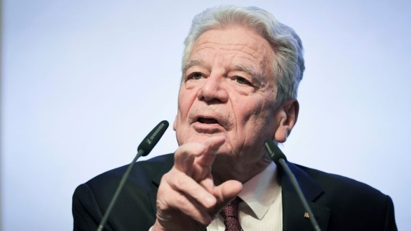 Abwehr einer AfD-Regierung: CDU-Bündnis mit den Linken? Gauck ruft Union für den Notfall zu Zusammenarbeit auf